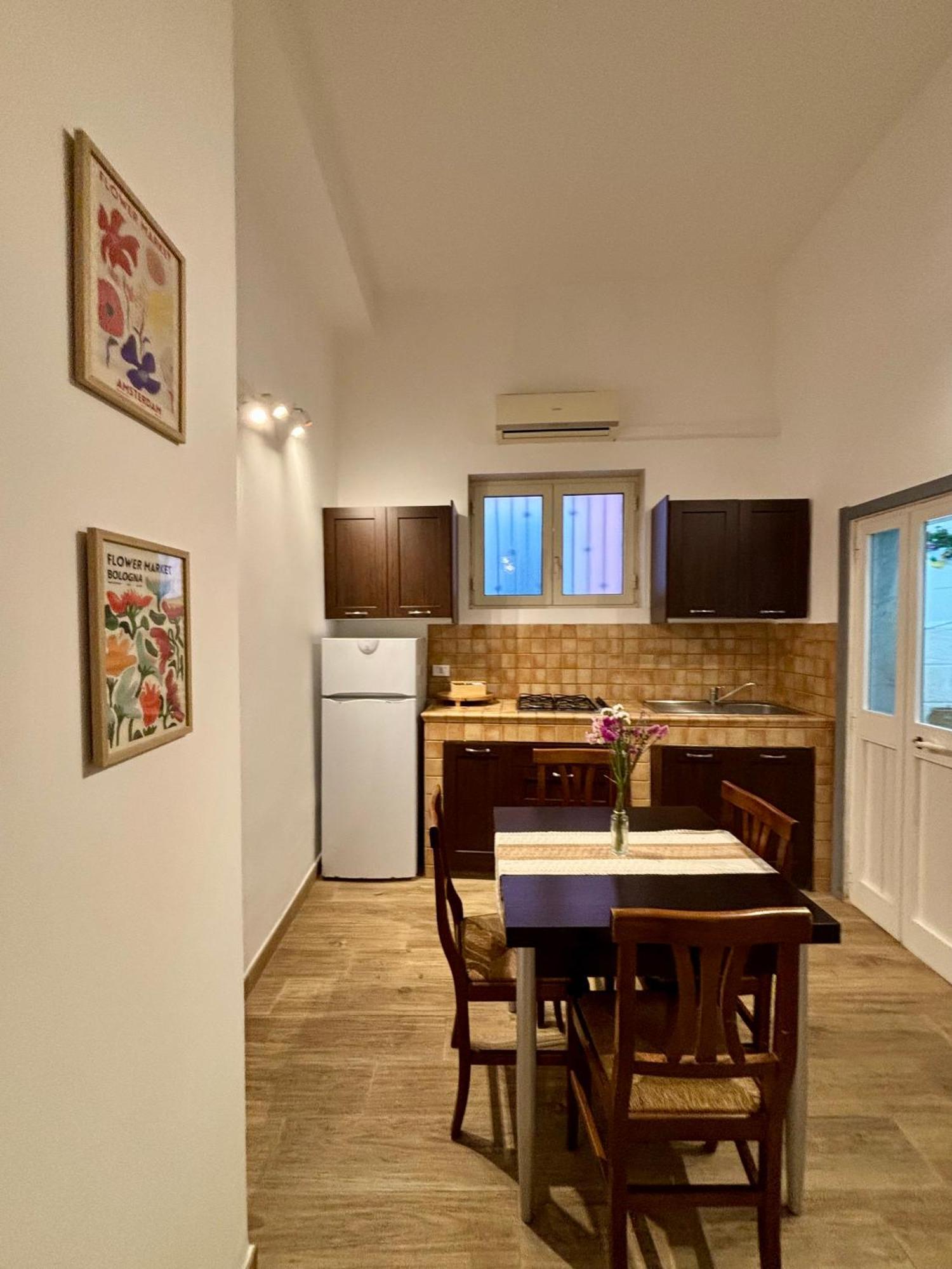 Appartement La Pergola Del Centro à Brindisi Extérieur photo