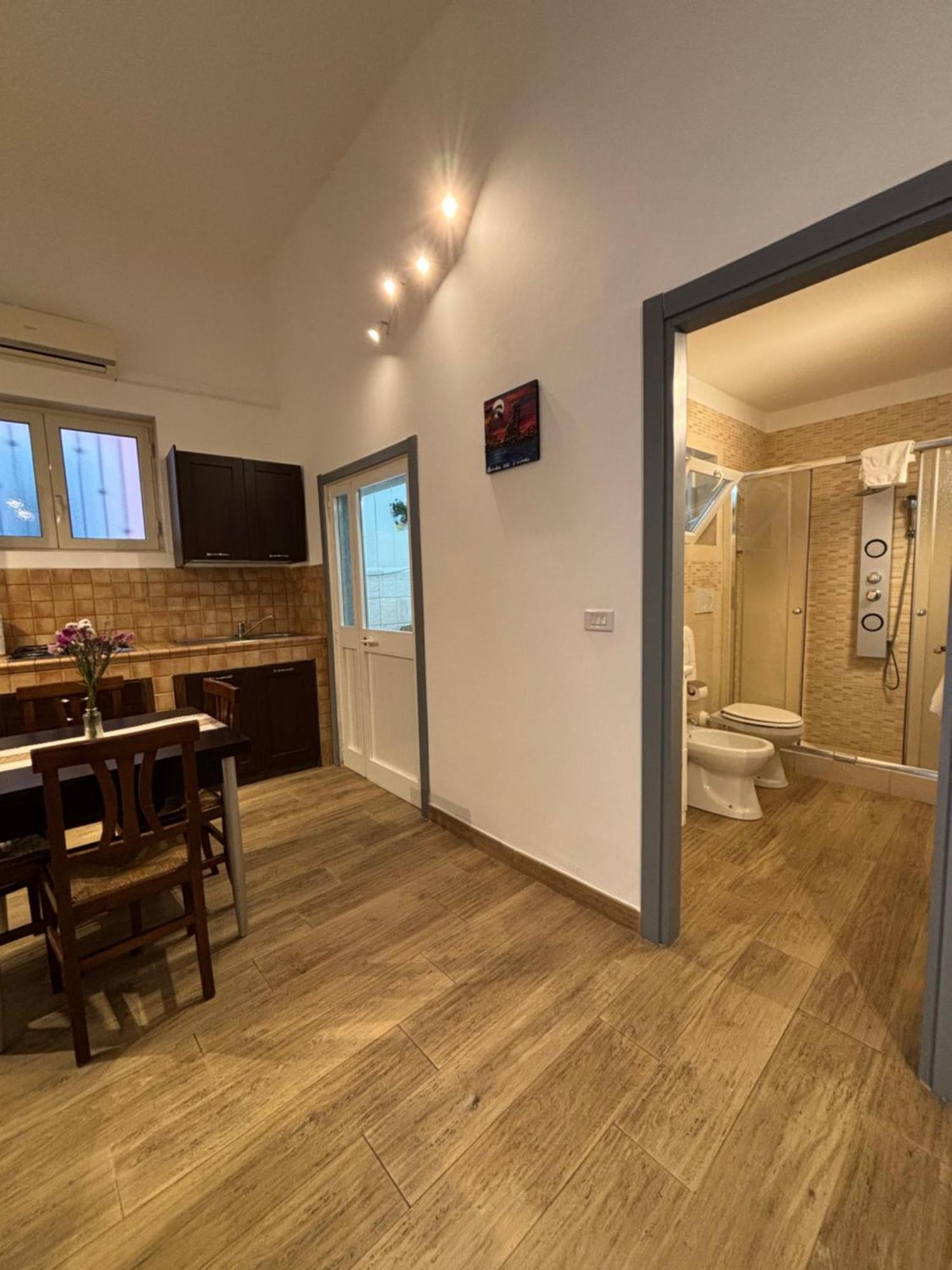 Appartement La Pergola Del Centro à Brindisi Extérieur photo
